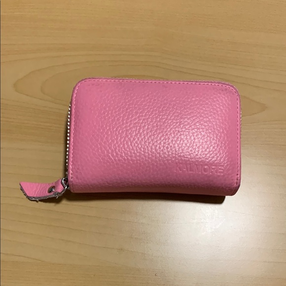 Pink Leather Zip Around Wallet, in great condition! - Picture 1 of 4